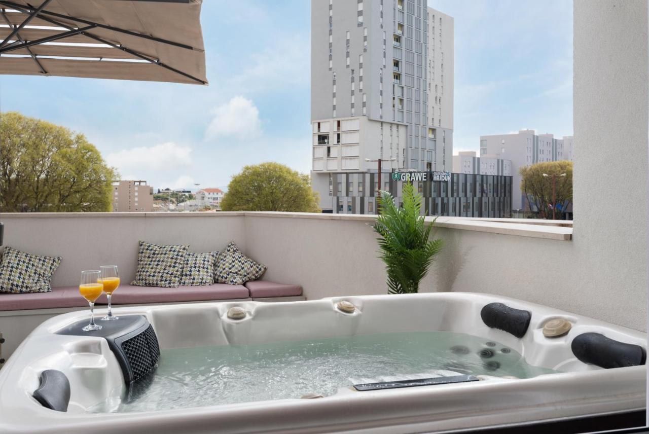 Glow Luxury Apartment With Terrace And Jacuzzi Split Ngoại thất bức ảnh