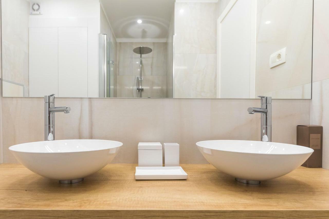 Glow Luxury Apartment With Terrace And Jacuzzi Split Ngoại thất bức ảnh