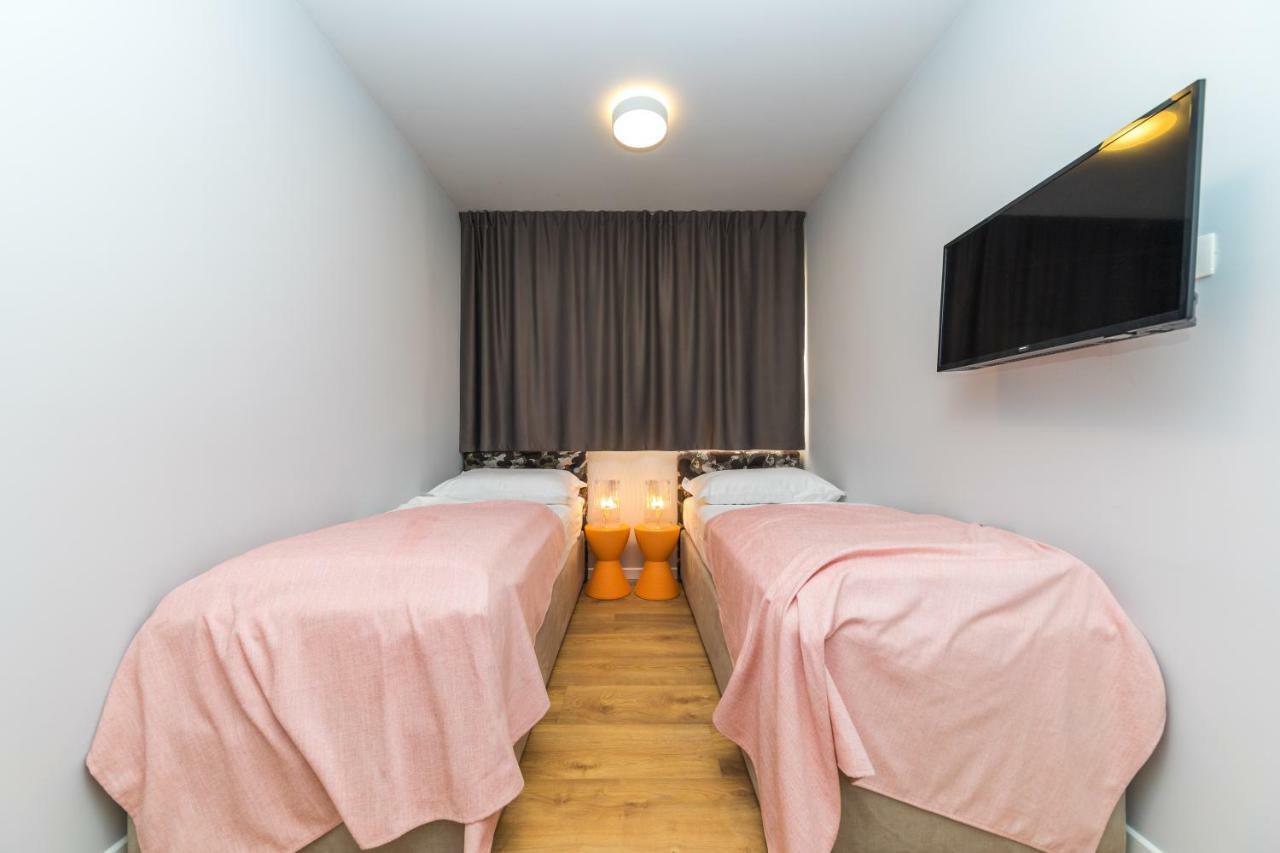 Glow Luxury Apartment With Terrace And Jacuzzi Split Ngoại thất bức ảnh